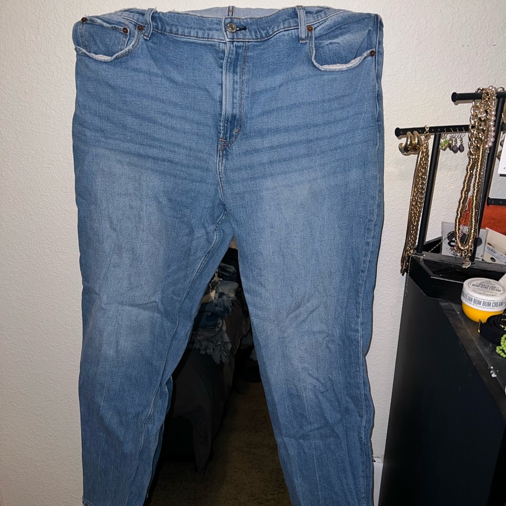 Abercrombie & Fitch Relaxed Fit Blue Jeans